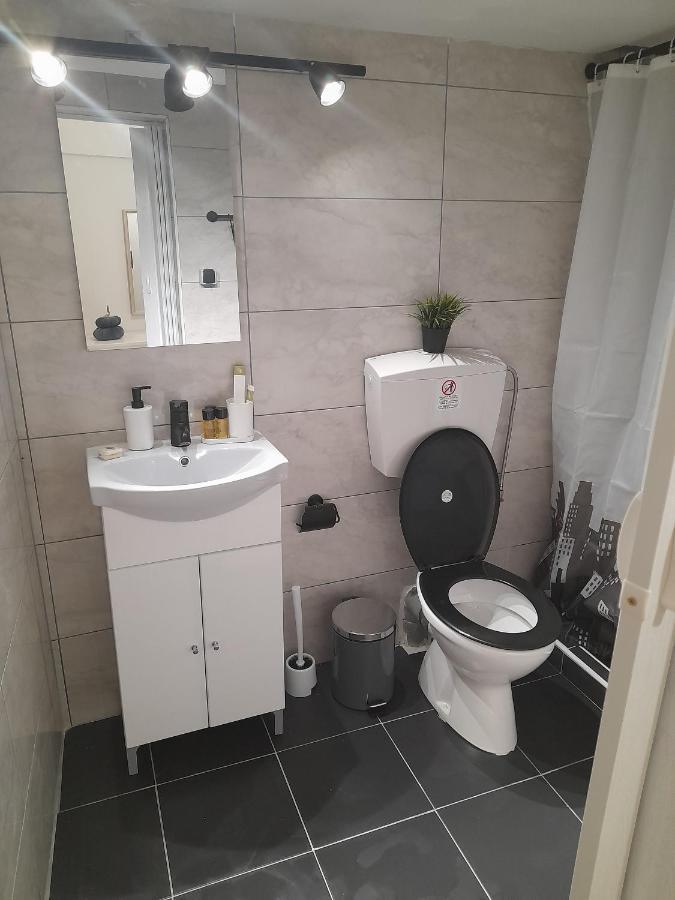 Cocomelo Apts 2 Ираклион Экстерьер фото